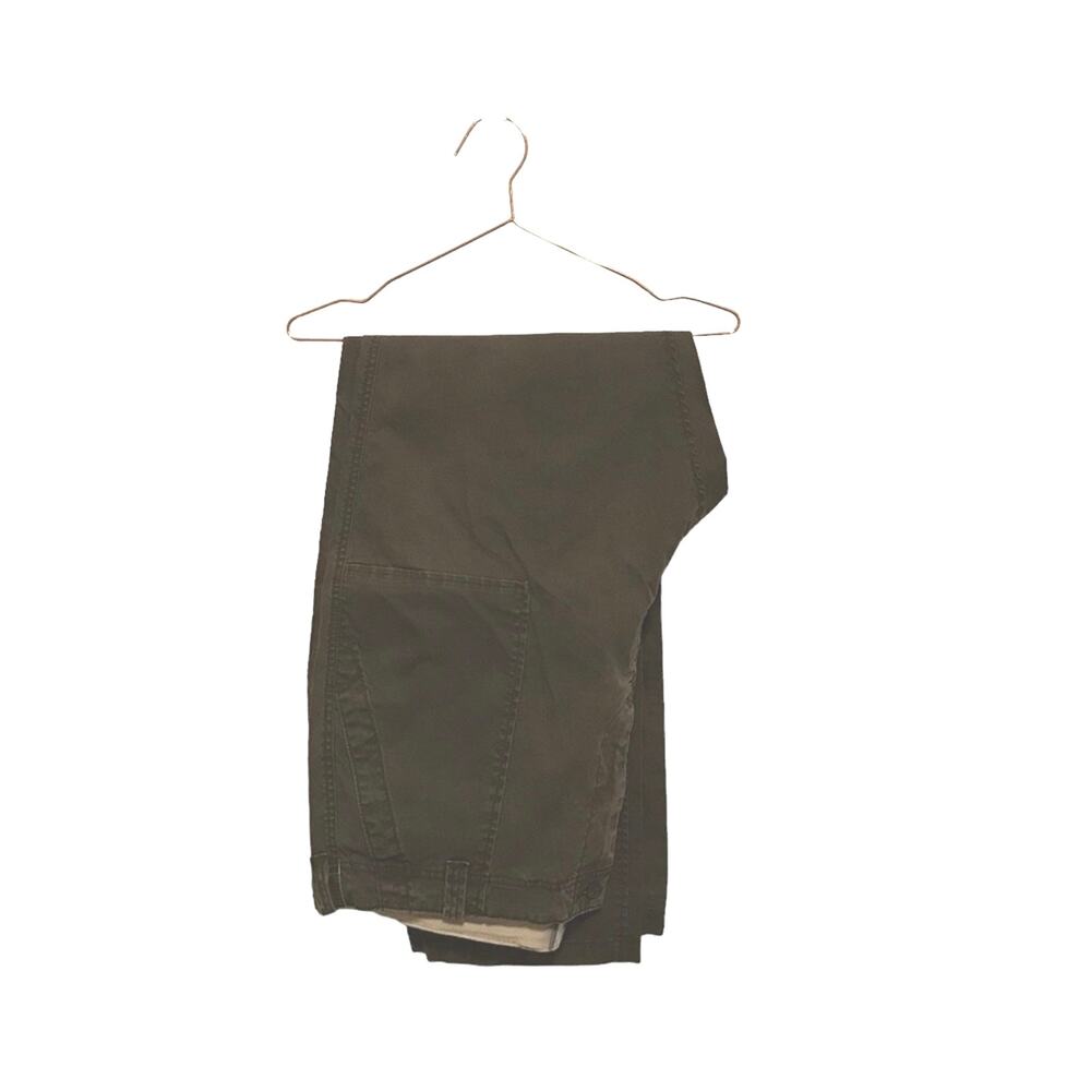 Old navy cargo pant new with tag size 42 x 32